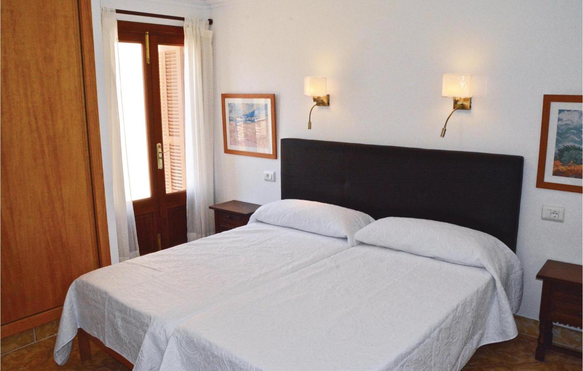 Stunning Home In Can Picafort With Wifi Kültér fotó